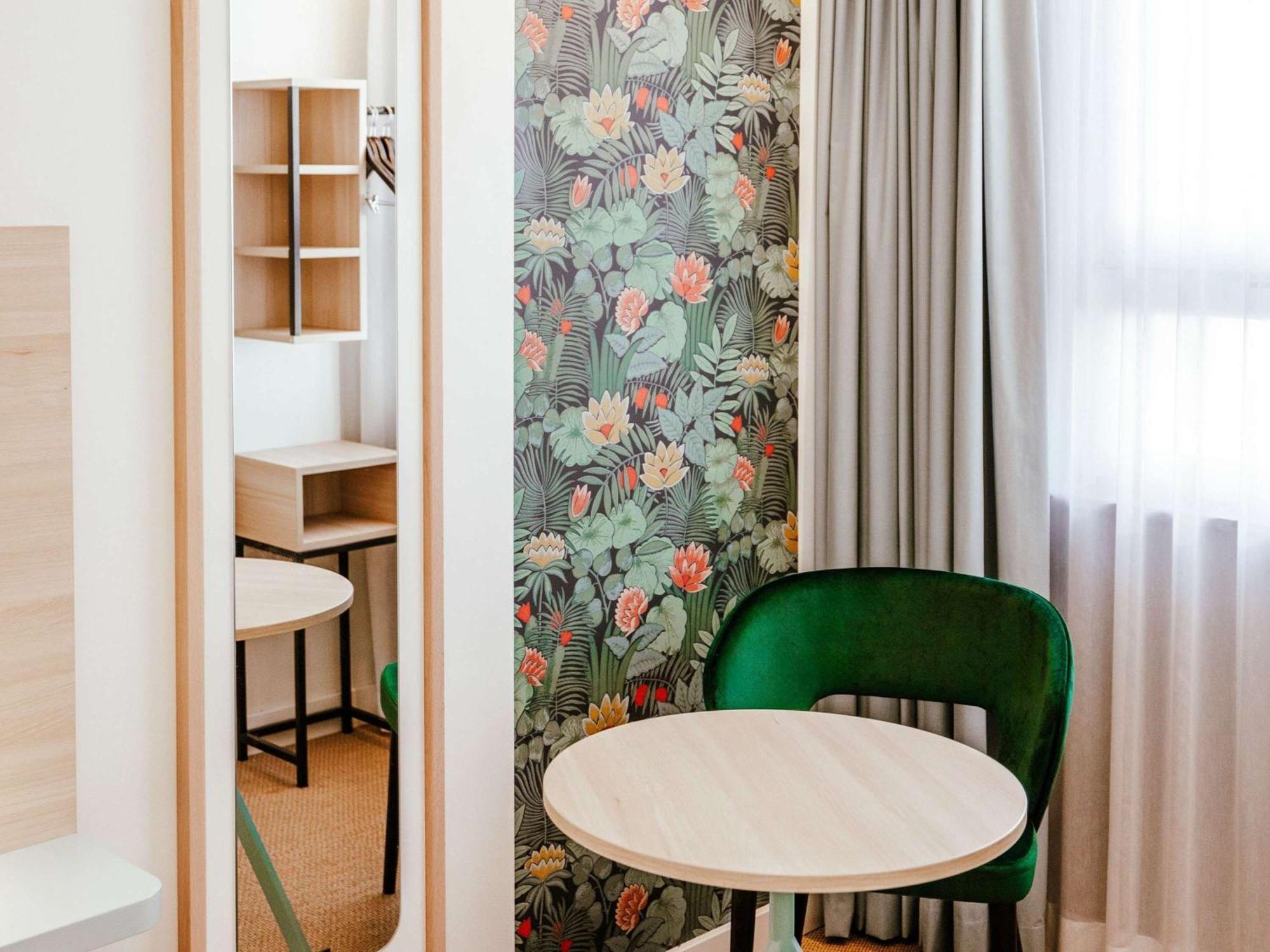 Hotel Ibis Styles Luxembourg Centre Gare Exterior foto