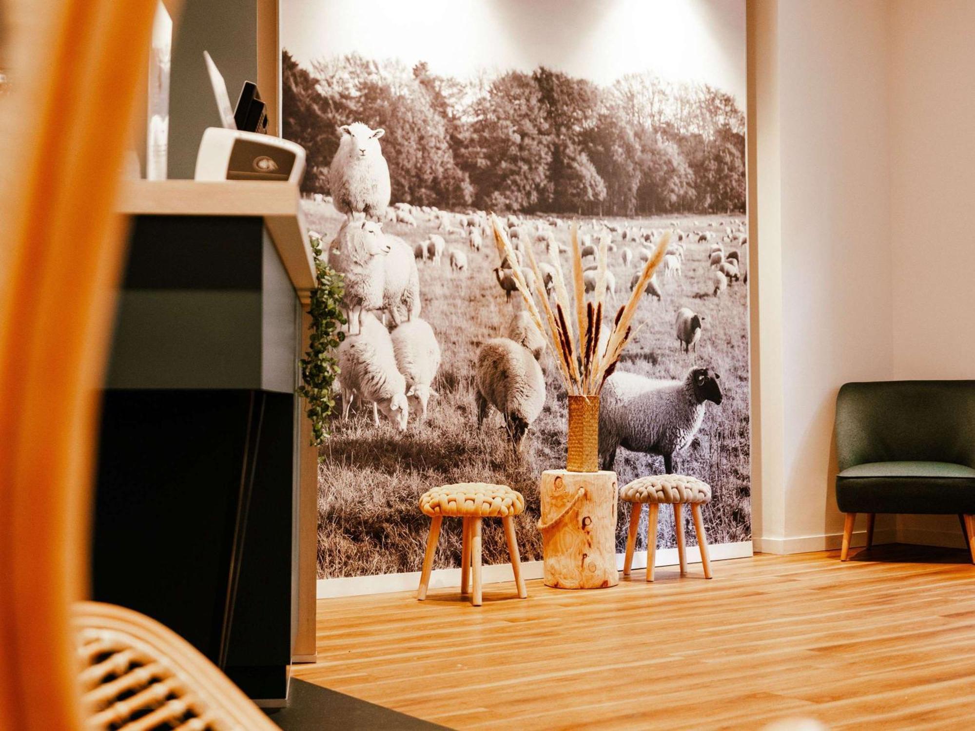 Hotel Ibis Styles Luxembourg Centre Gare Exterior foto